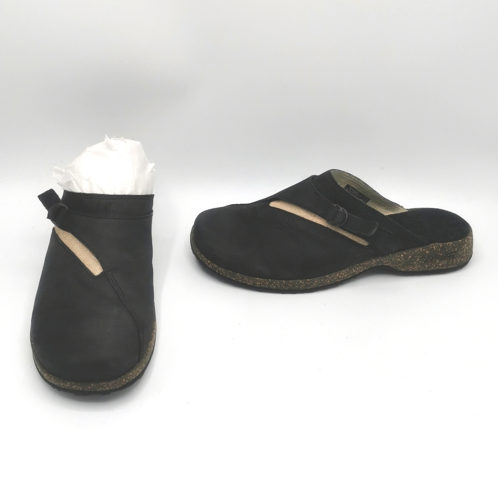 SIZE 7 Teva 'de La Vina' Mule EUC B61